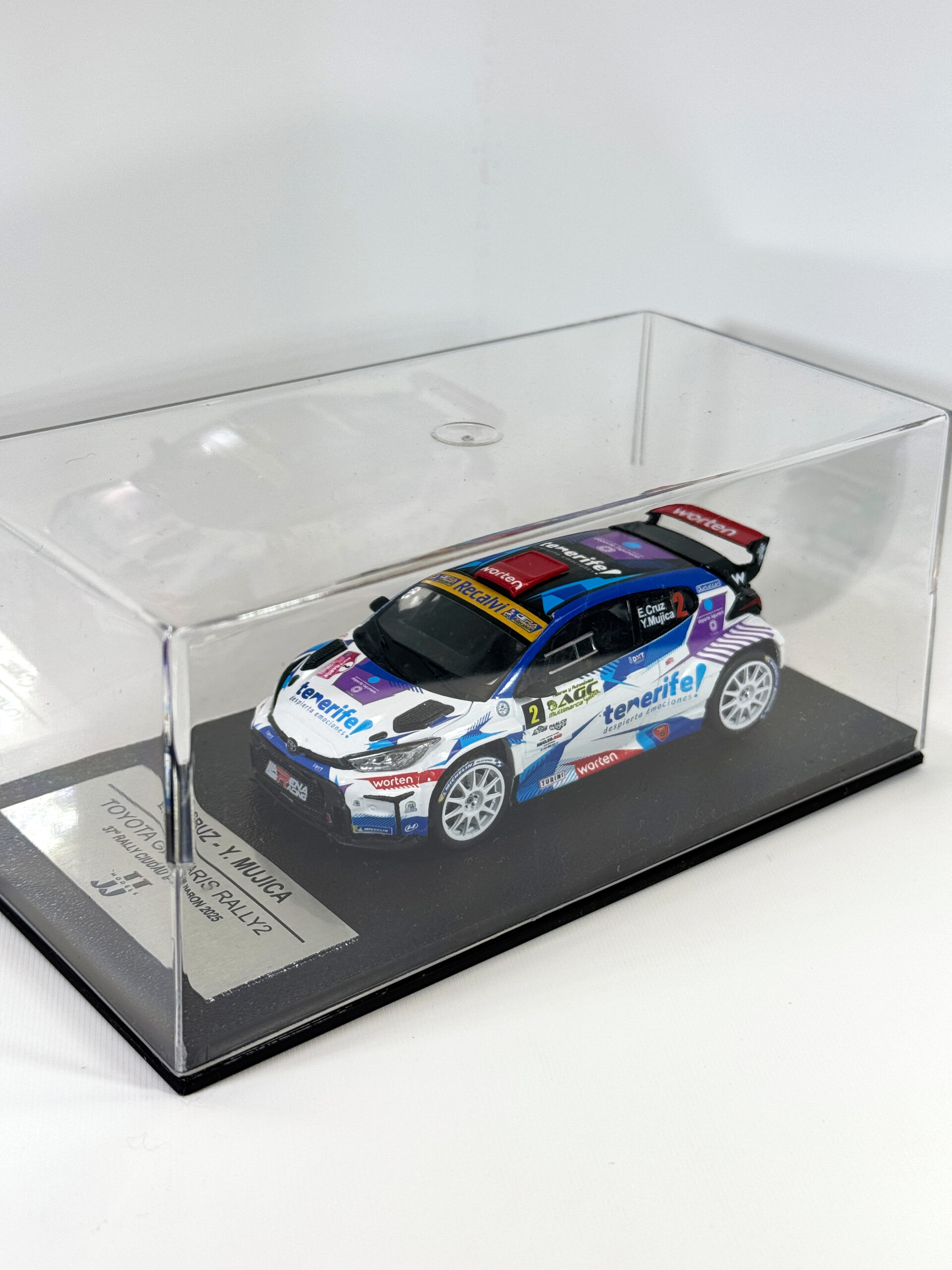 enrique-cruz-yeray-mujica-rally-ciudad-de-naron-2025-toyota-gr-yaris-rally2
